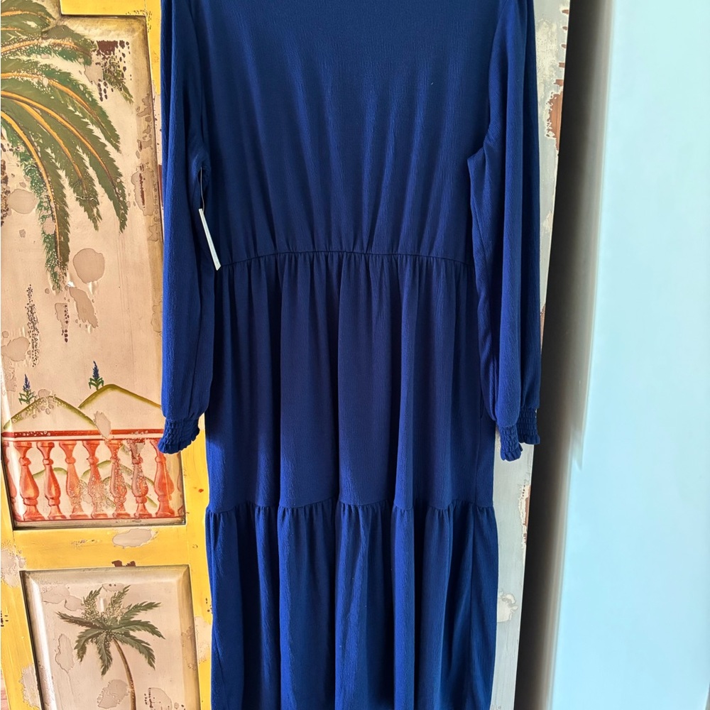 Elegant V-Neck Royal Blue Tiered Maxi Dress - Picture 7 of 9